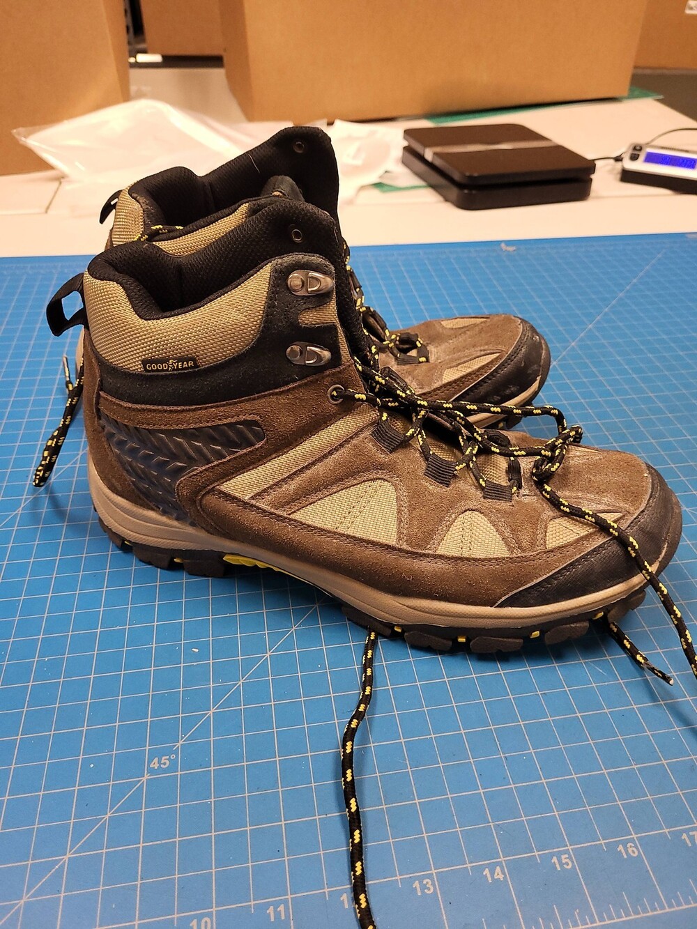 Goodyear Teton Brown Hiking Boots Mens 9.5 Leather Upper Outdoor Trail Shoes